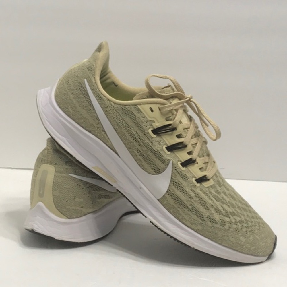 Nike Air Zoom Pegasus #10.5